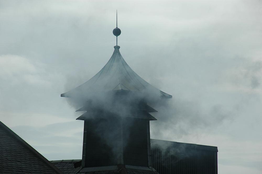 laphroaig_smoke.jpg