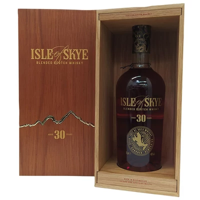 Isle of Skye 30 éves whisky fa díszdobozban (0,7L / 40%)