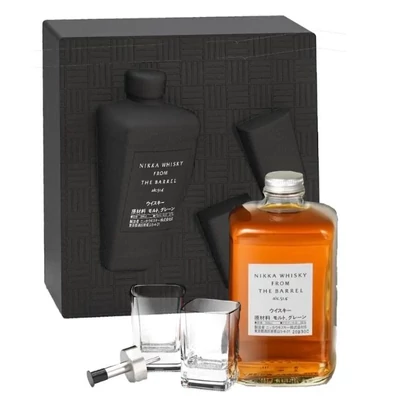 Nikka From The Barrel whisky ajándékcsomag két pohárral és kiöntővel 2024 DRS (0,5L / 51,4%)