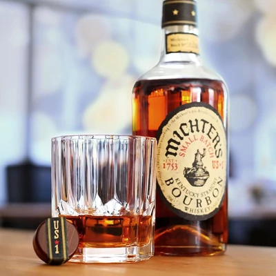 Michter's Straight Bourbon whiskey DRS (0,7L / 45,7%)
