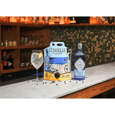 Citadelle La Poche gin (2,8L / 44%)