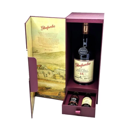 Glenfarclas 15 éves whisky ajándékcsomag DRS 46,7 % (0,7L+2*0,05L - 46, 60, 43 %)
