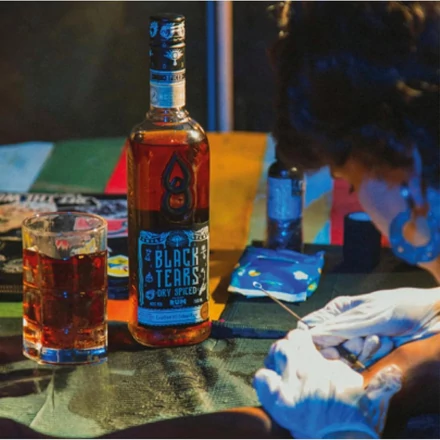 Black Tears Cuban Spiced rum DRS (0,7 / 40%)