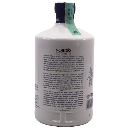 Nordes gin ajándékcsomag pohárral DRS (0,7L / 40%)